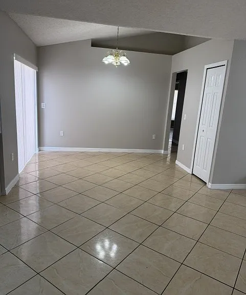 646 Koala Ct — Photo 4