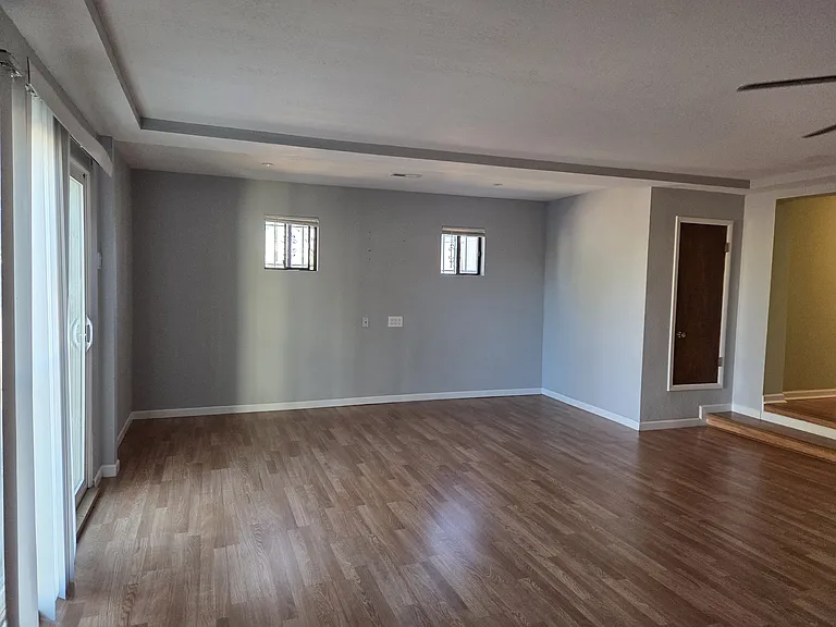 921 Madeira Dr SE — Photo 10
