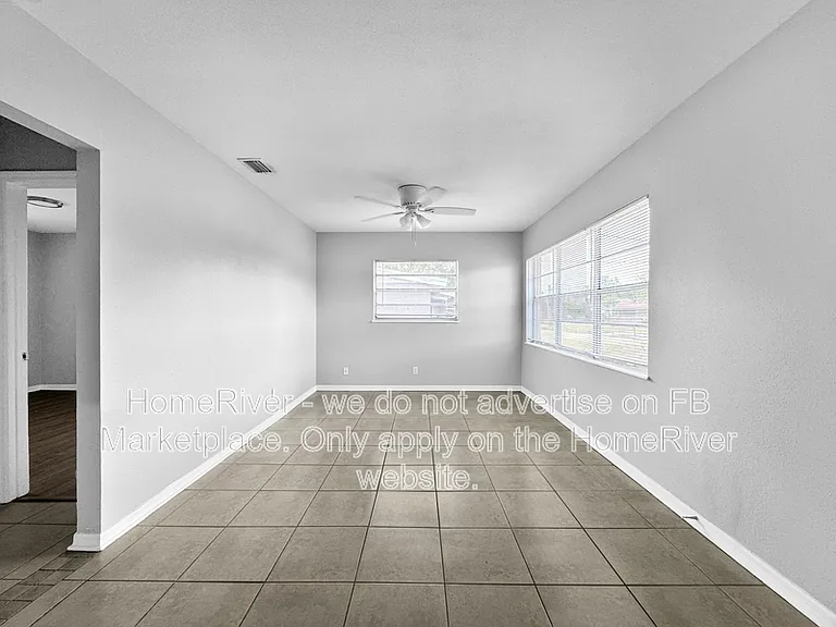 4903 S 85th St — Photo 7