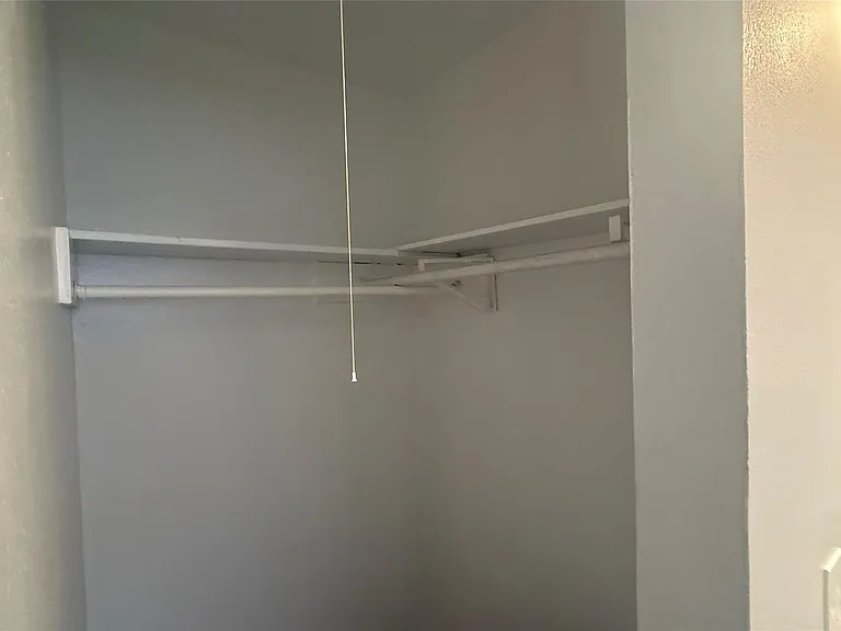519 Branard St #10 — Photo 8