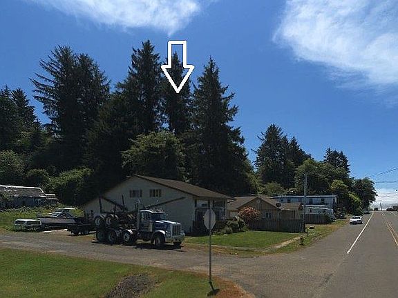 4th image of 5th St Lot 4900