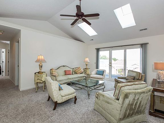 4th image of 3235 Lake Ridge Dr
