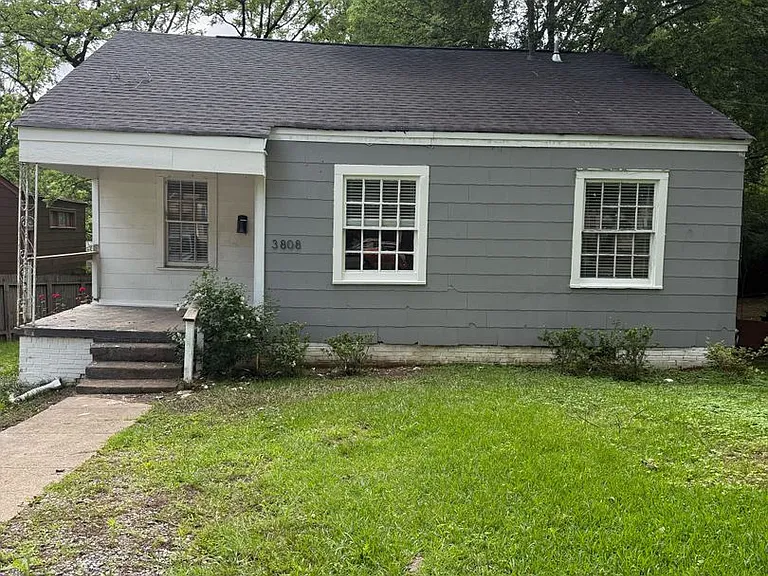 3808 Northview Dr — Photo 1
