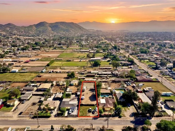 642 7th St #2, Norco, CA 92860