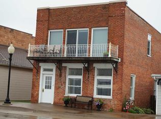 216 S Riverview St, Bellevue, IA 52031