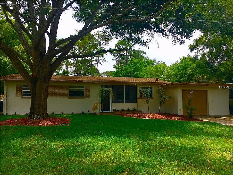 1st image of 213 Lake View Dr