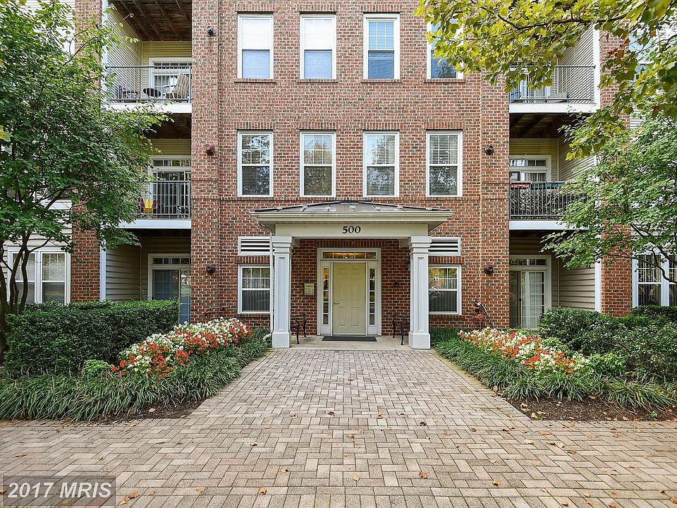 1st image of 500 King Farm Blvd APT 404