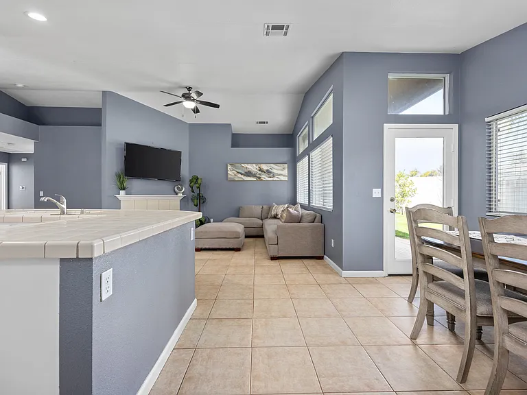 9506 Ravenrock Dr — Photo 17