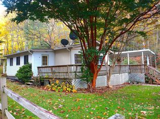 9 Smokey Cove Rd, Canton, NC 28716