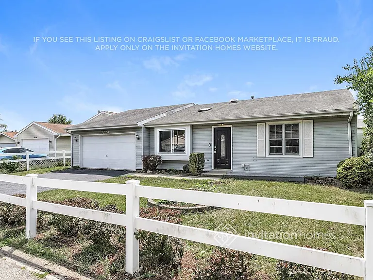 3224 Windsor Ln — Photo 3