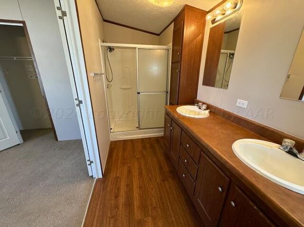 107 W 3rd St, Briscoe, TX 79011