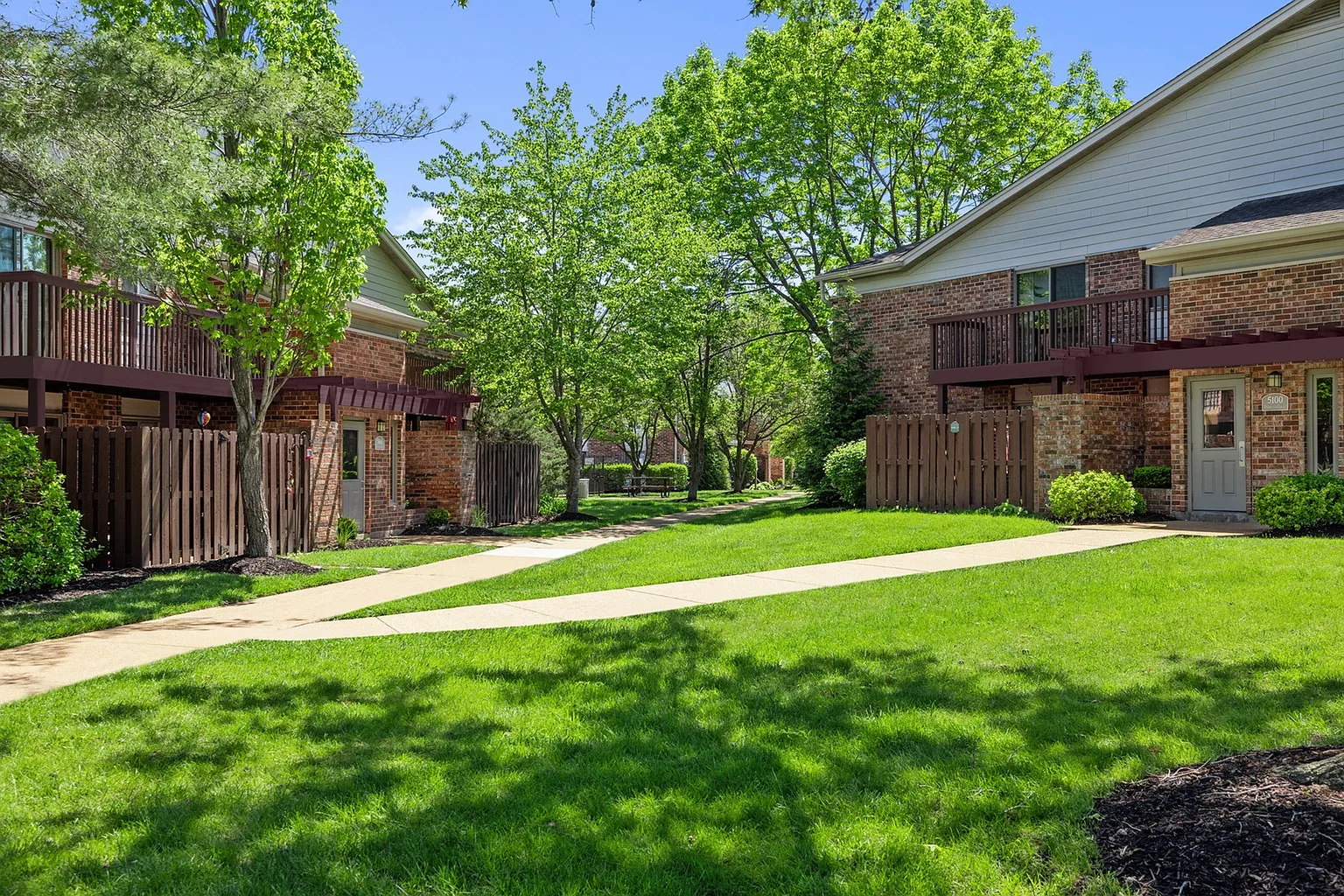 5178 Deerfield Circle Dr #8-5100-5100 photo 1