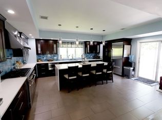 26 Chamberlain Rd, Chelmsford, MA 01824