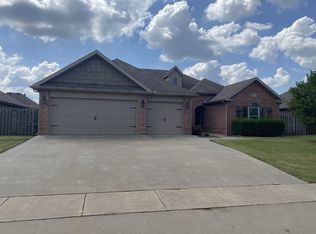 6202 W Sage Dr, Rogers, AR 72758