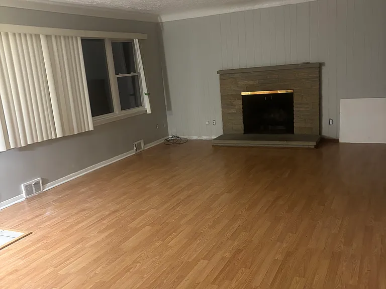 36860 Bauerdale Ave — Photo 4