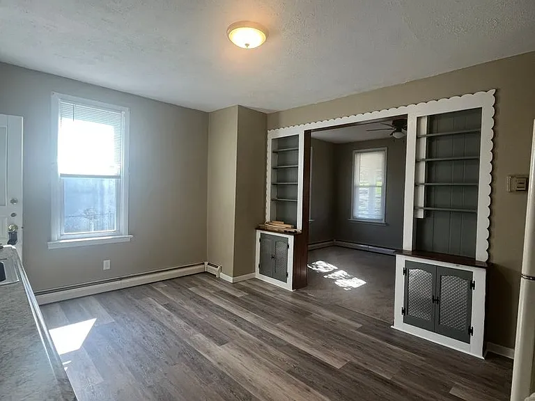 724 S Reading Ave — Photo 3