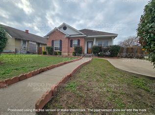 1206 N 15th St, Waco, TX 76707