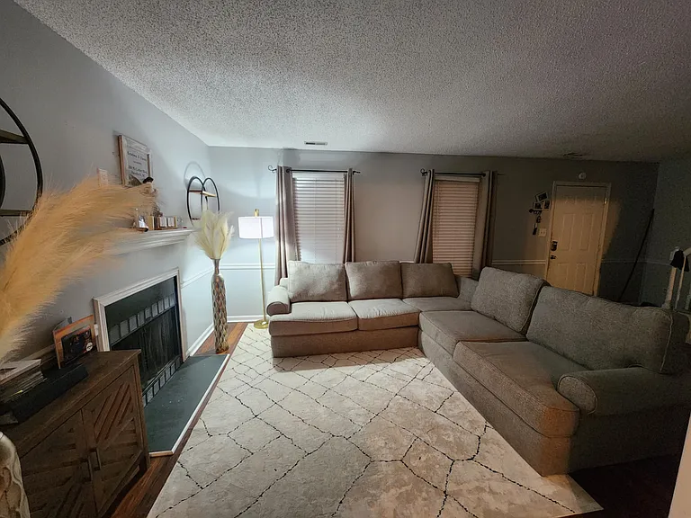 288 McCotter Blvd — Photo 3