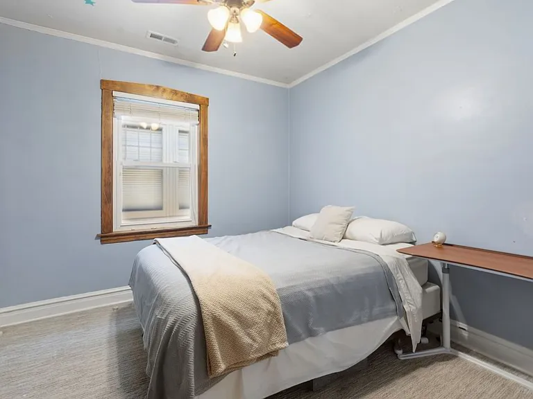 2924 W Giddings St — Photo 12
