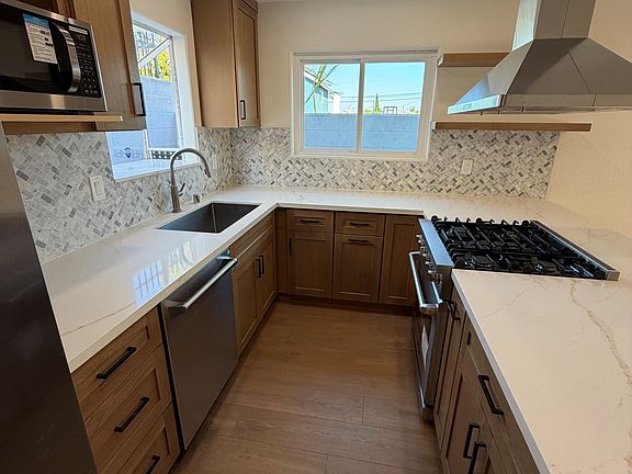 Brand new kitchen - 3