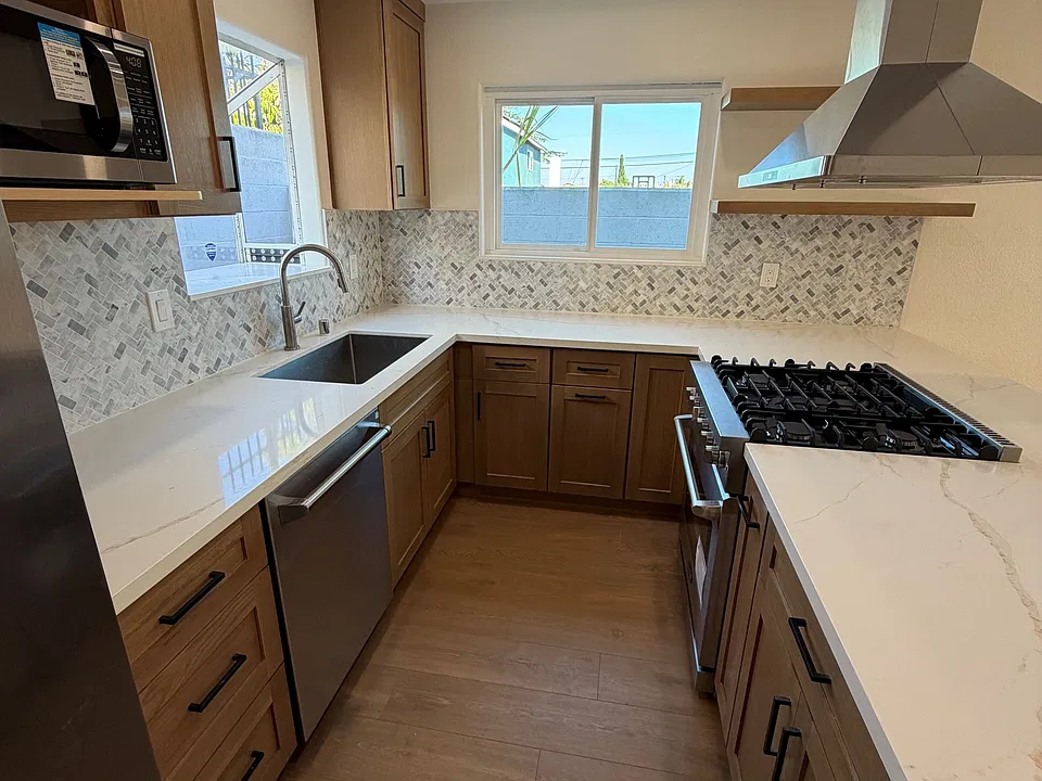 Brand new kitchen - 3
