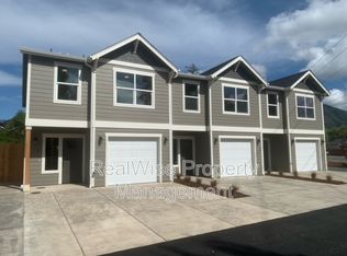 1184 Fruitdale Dr UNIT A, Grants Pass, OR