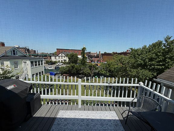 3rd image of 27 Peaceable St #1