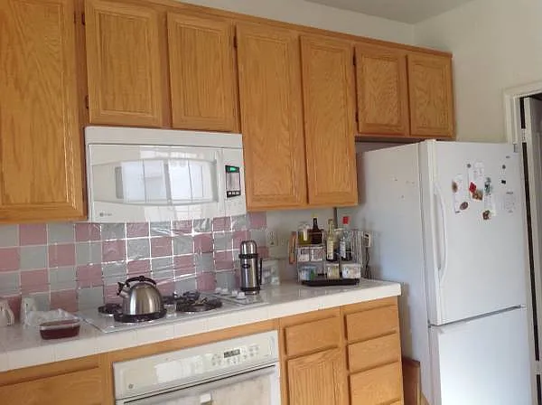 2 bed, 2.5 bath, 1360 sqft, $3,750 — Photo 3
