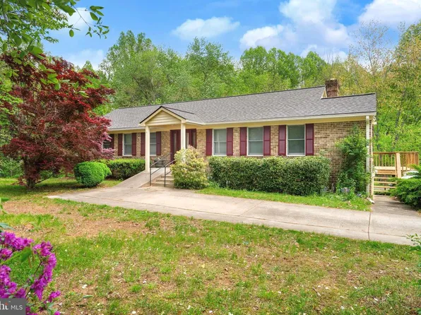5681 Hardesty Rd, Sunderland, MD 20689