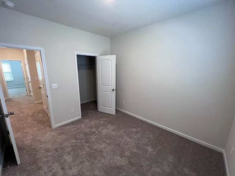 11051 Lawyers Rd — Photo 38