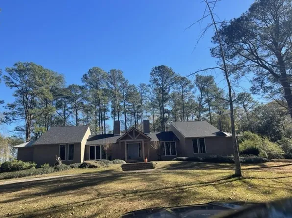 5 Harrington Ln, Dothan, AL 36305