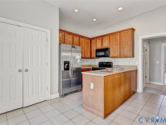 5th image of 712 N 24th St