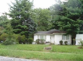 1101 S Benbow Rd, Greensboro, NC 27406