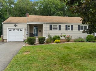 106 Gilbert Rd, Newington, CT 06111