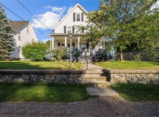 28 Homestead Ave, North Smithfield, RI 02896