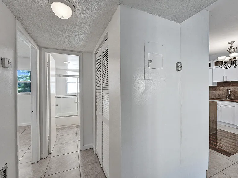 600 SE 2nd Ave #K2 — Photo 17