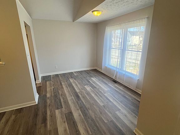 5th image of 1310 S 26th St