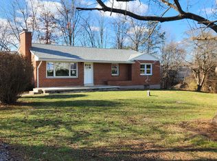 6315 Locust Ln, Mechanicsburg, PA 17050