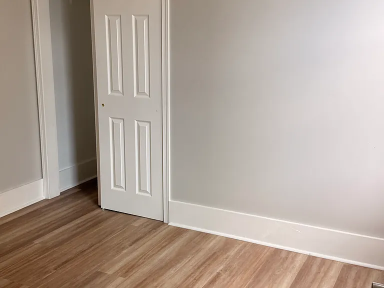 422 Grand Ave #1 — Photo 6