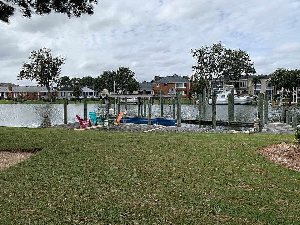 2nd image of 2129 E Kendall Cir