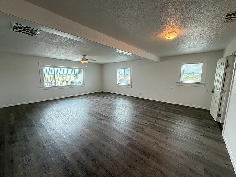 4410 S Holt Rd — Photo 10