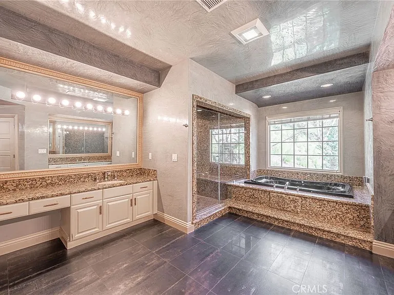 3331 Oakmont View Dr — Photo 31