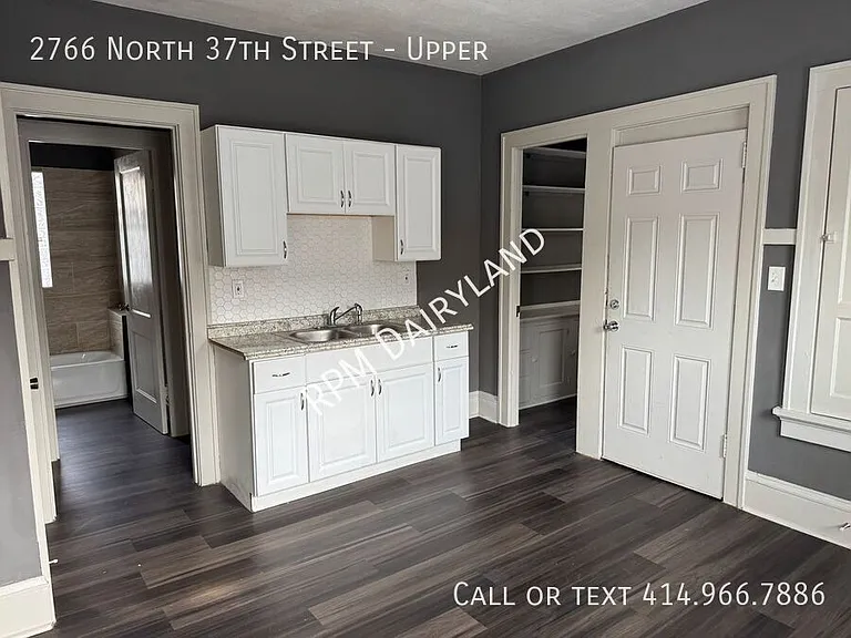 2766 N 37th St #UPPER — Photo 6