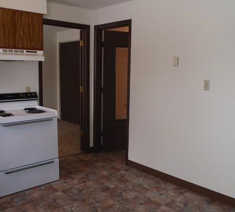 3rd image of 807 SW Higgins Ave #1
