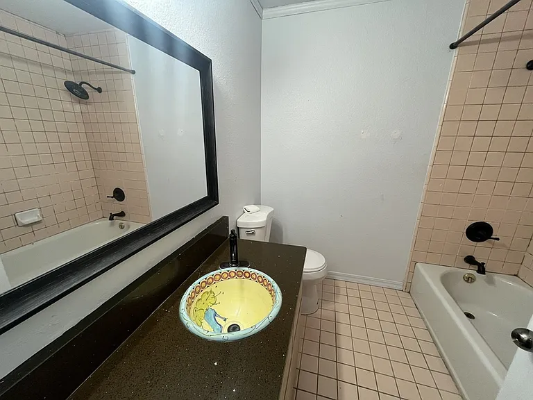 511 Bluff Dr — Photo 18