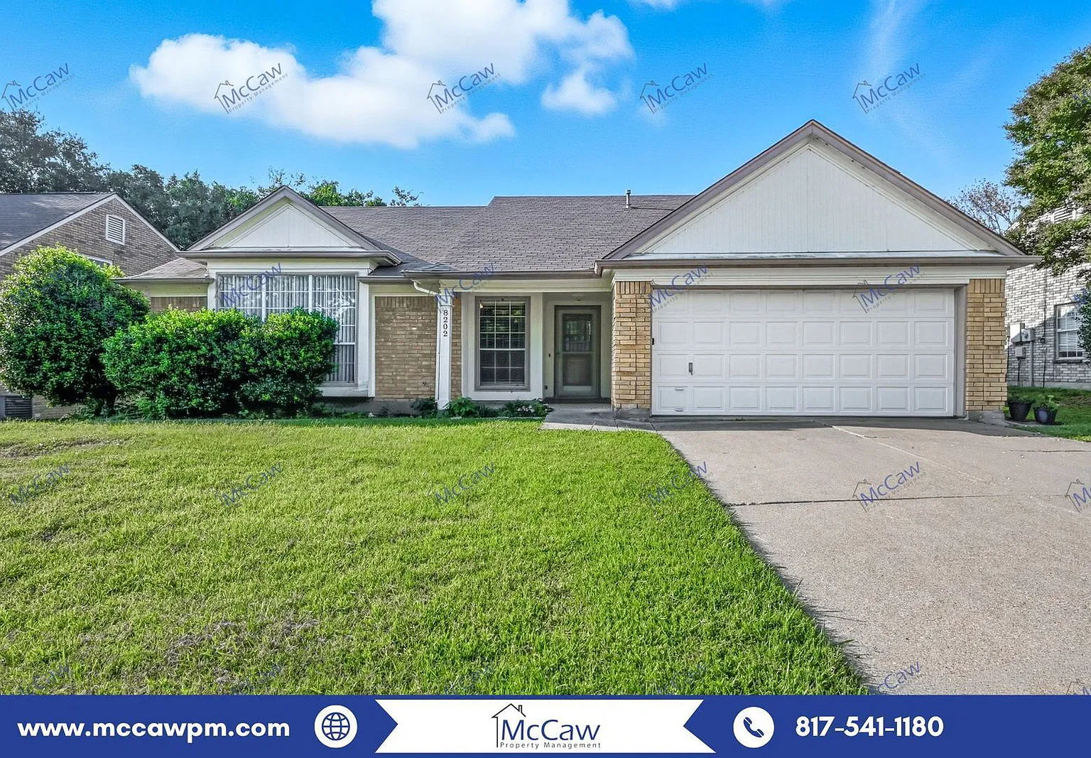4 bed, 2.0 bath, 1816 sqft, $2,200 — Photo 1