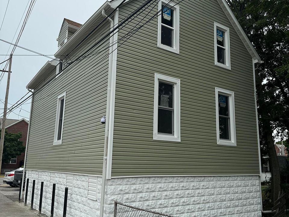 2nd image of 3804 Pulaski St