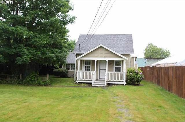 1st image of 710 Gillis St