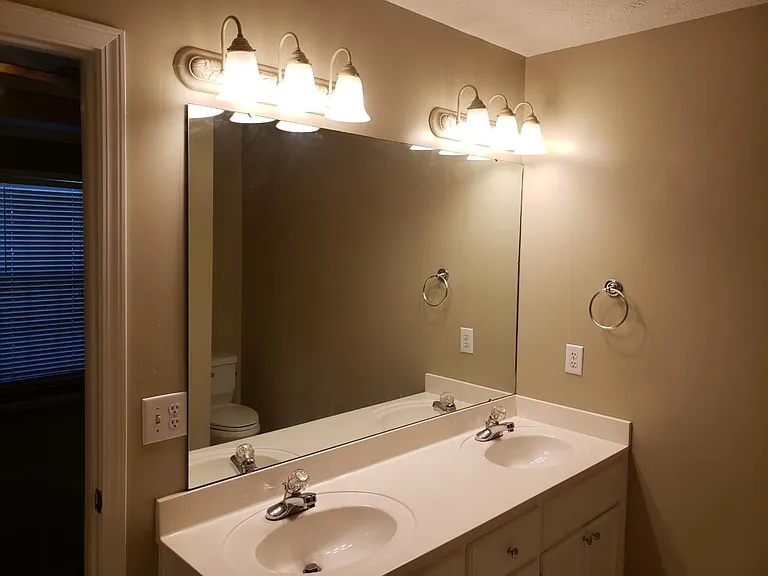 1113 Stafford Dr — Photo 20