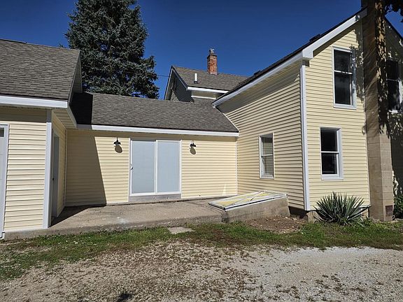 4th image of 545 N Wisconsin STREET
